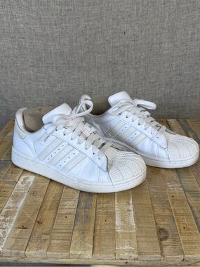 Adidas White Leather Shell-Toe Sneakers — Youth size 4.5 Women’s size 6